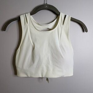 Women’s Lululemon Strong Front Bra size 4 b/c